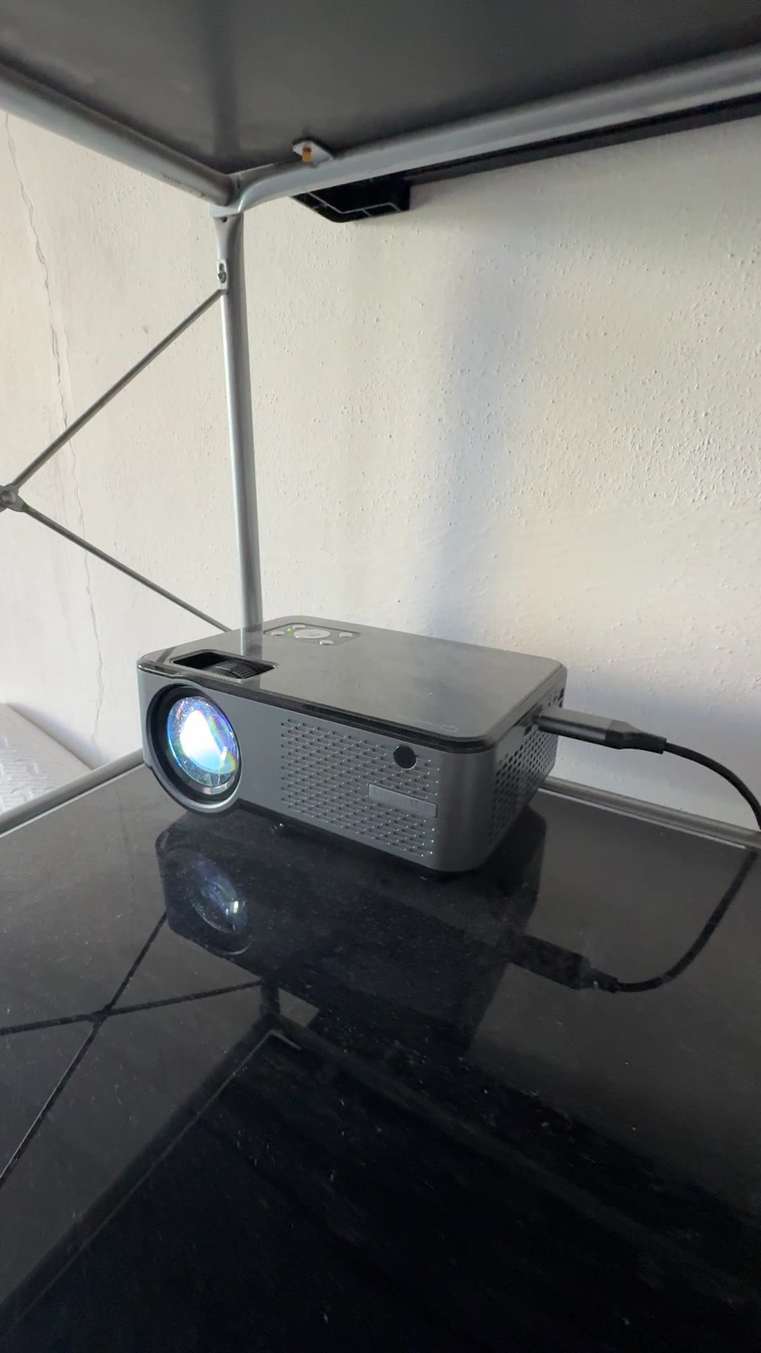 Projector, see photos